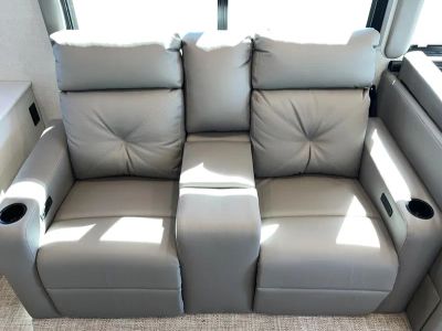 2026 Fleetwood BOUNDER - Photo 11
