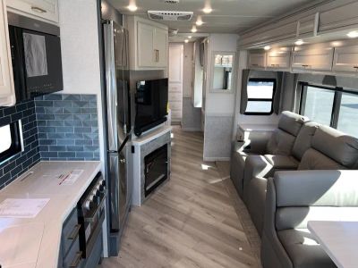 2026 Fleetwood BOUNDER - Photo 6