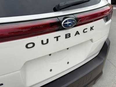 2026 Subaru Outback — photo 11 view