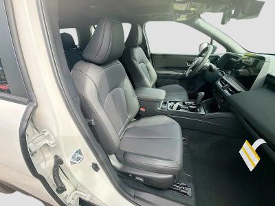 2026 Subaru Outback — photo 15 view