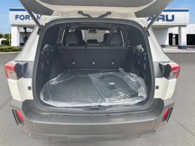 2026 Subaru Outback — photo 12 view