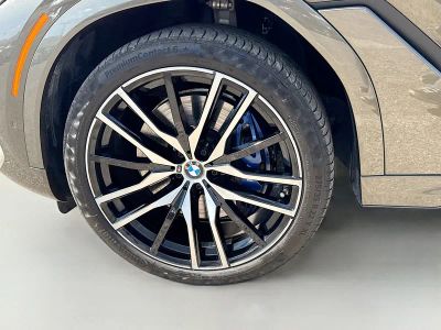 2021 BMW X6 — photo 43 view