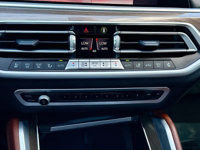 2021 BMW X6 — photo 35 view