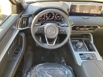 2026 Mazda CX-90 — photo 17 view