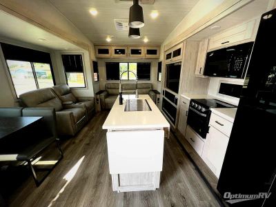 2025 East to West Blackthorn — interior view