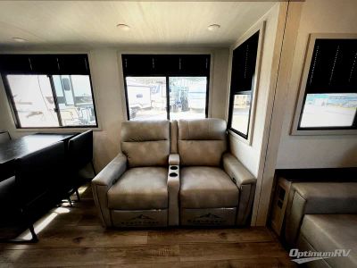 2025 East to West Blackthorn — photo 8 view