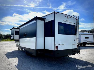 2025 East to West Blackthorn — side profile view