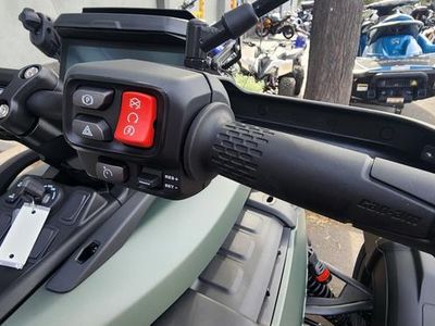 2025 Can-Am Canyon Redrock - Photo 9