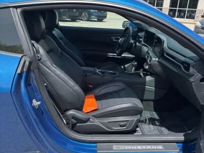 2024 Ford Mustang — photo 12 view