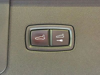 2023 Porsche Cayenne — photo 14 view