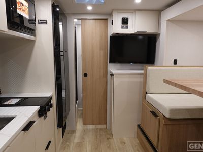 2026 Winnebago Micro Minnie - Photo 5
