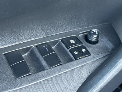 2022 Toyota Corolla - Photo 13