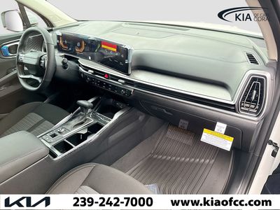 2026 Kia Sorento — photo 13 view