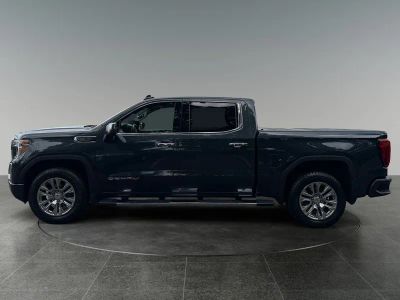 2021 GMC Sierra 1500 — detail view