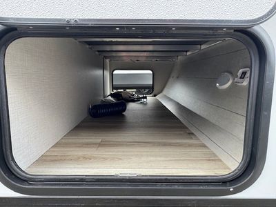 2026 Venture SportTrek Stinger Lite - Photo 6
