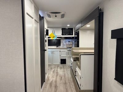 2026 Venture SportTrek Stinger Lite - Photo 24