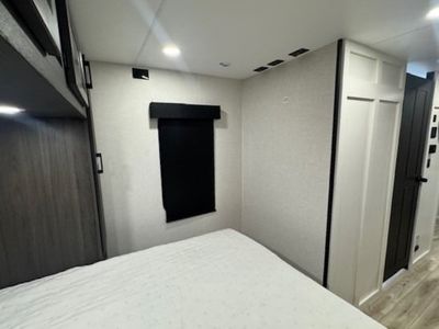 2026 Venture SportTrek Stinger Lite - Photo 23