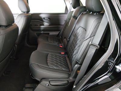 2025 Nissan Pathfinder - Photo 20