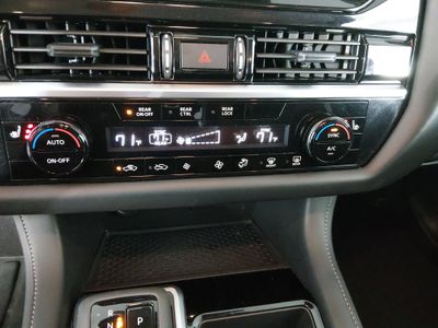 2025 Nissan Pathfinder - Photo 19