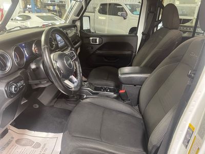 2020 Jeep Wrangler Unlimited — photo 10 view