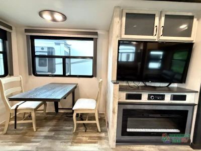 2023 Keystone RV Avalanche - Photo 13
