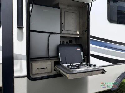 2023 Keystone RV Avalanche - Photo 8