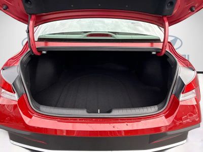 2026 Hyundai ELANTRA — photo 18 view