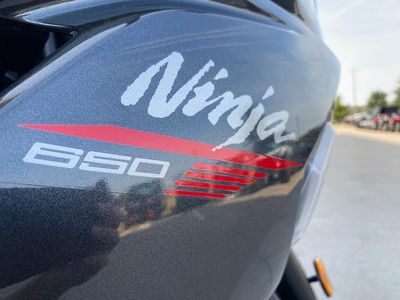 2026 Kawasaki Ninja 650 - Photo 13