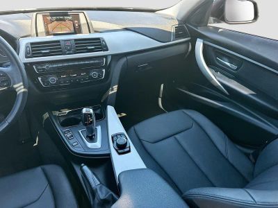 2017 BMW 3 Series — photo 21 view