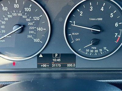 2017 BMW 3 Series — photo 11 view