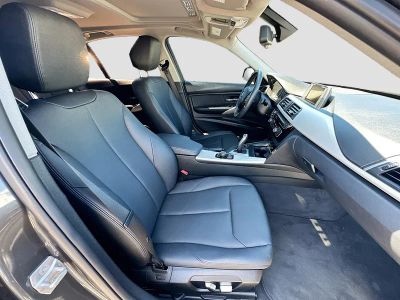 2017 BMW 3 Series — photo 26 view