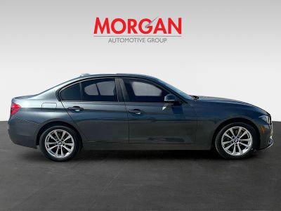 2017 BMW 3 Series — photo 8 view
