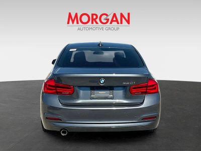 2017 BMW 3 Series — engine compartment view