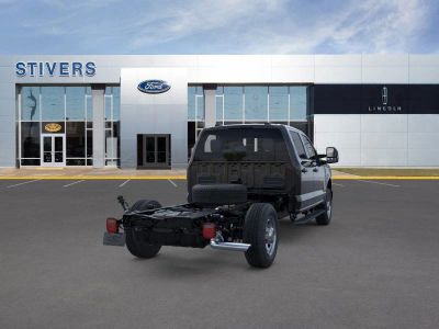 2026 Ford Chassis Cab - Photo 8
