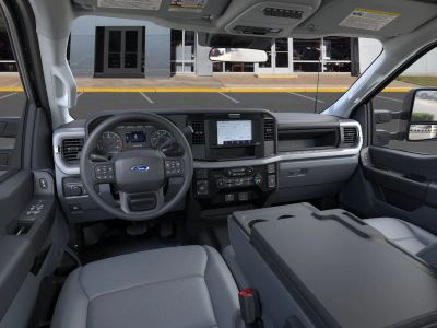 2026 Ford Chassis Cab - Photo 9