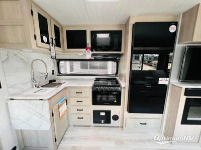 2025 East to West Alta - Photo 9