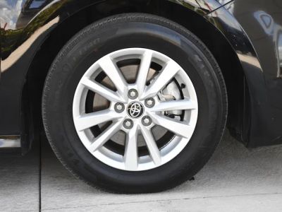 2025 Toyota Camry — photo 32 view