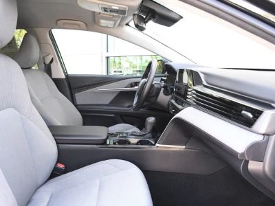 2025 Toyota Camry — photo 28 view