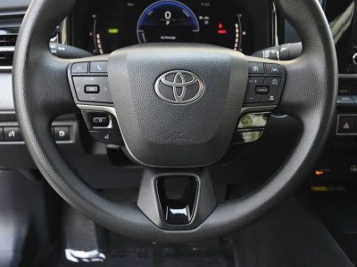 2025 Toyota Camry — photo 7 view
