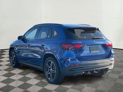 2025 Mercedes-Benz GLA - Photo 8