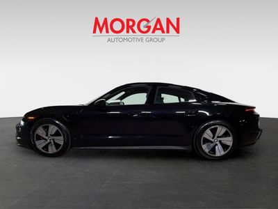 2021 Porsche Taycan - Photo 2
