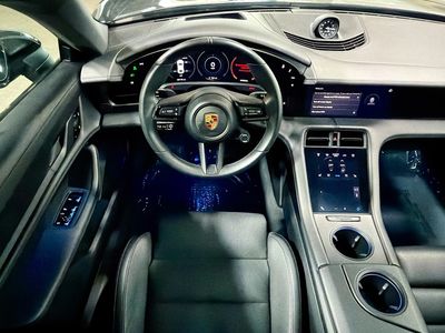 2021 Porsche Taycan - Photo 16