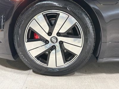 2021 Porsche Taycan - Photo 39