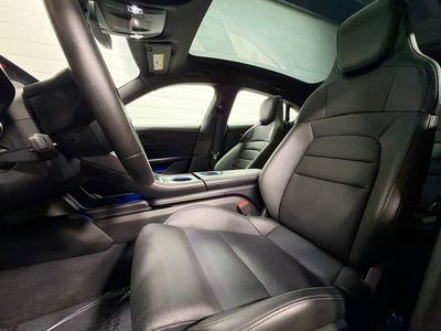 2021 Porsche Taycan - Photo 5