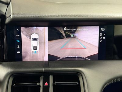 2021 Porsche Taycan - Photo 31
