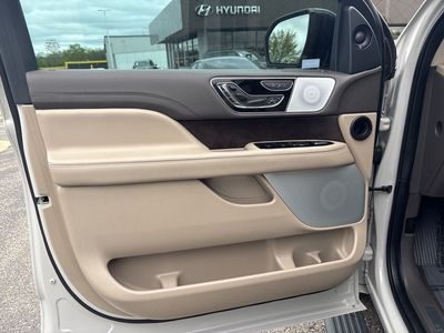 2023 Lincoln Navigator L - Photo 14