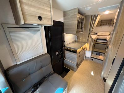 2025 Winnebago EKKO - Photo 8