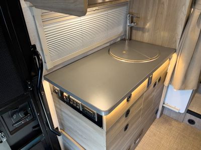 2025 Winnebago EKKO - Photo 10