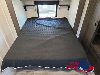 2025 Venture RV Stratus - Photo 45