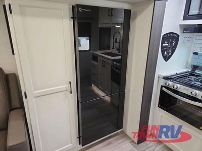 2025 Venture RV Stratus - Photo 25